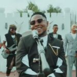 Video of Christian Bella & Malaika Band – Kanivuruga