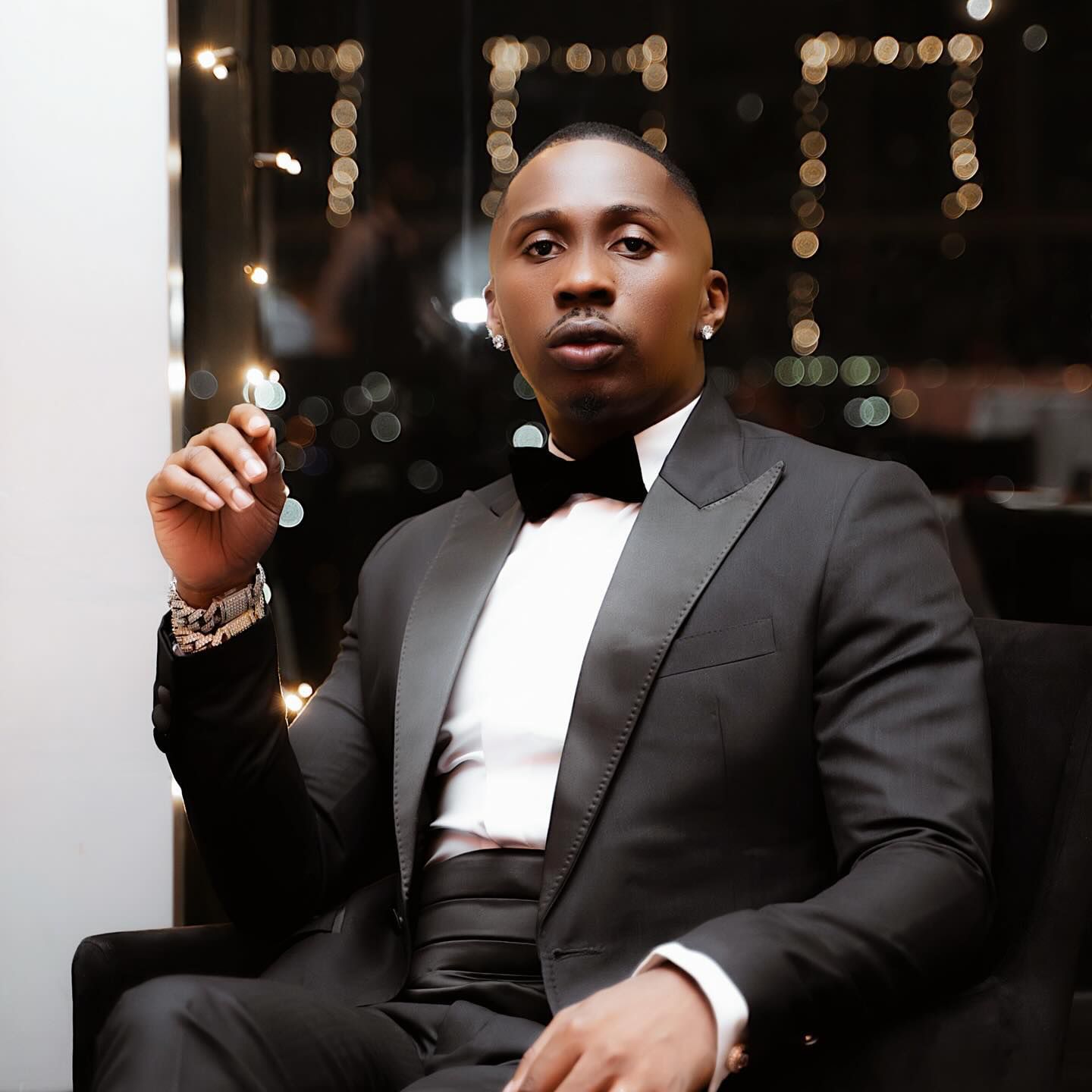 Music Audio | Jux – Nisiulizwe