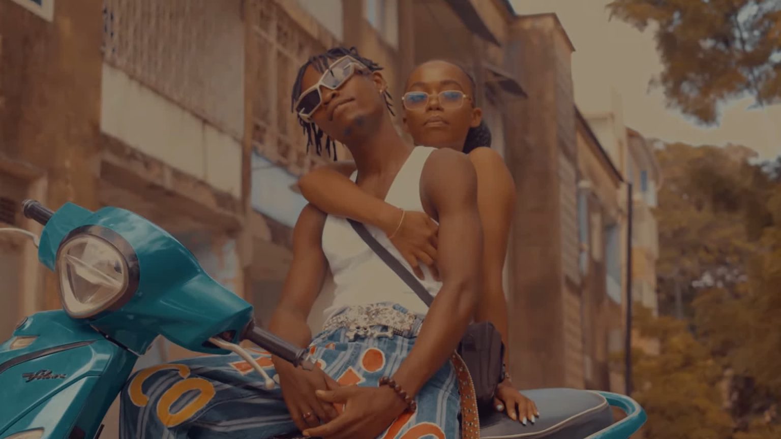 Video | Leo Nicky – Smile