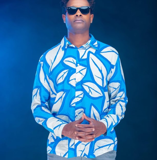 Music Audio | ChindoMan Ft Double Y – Familia